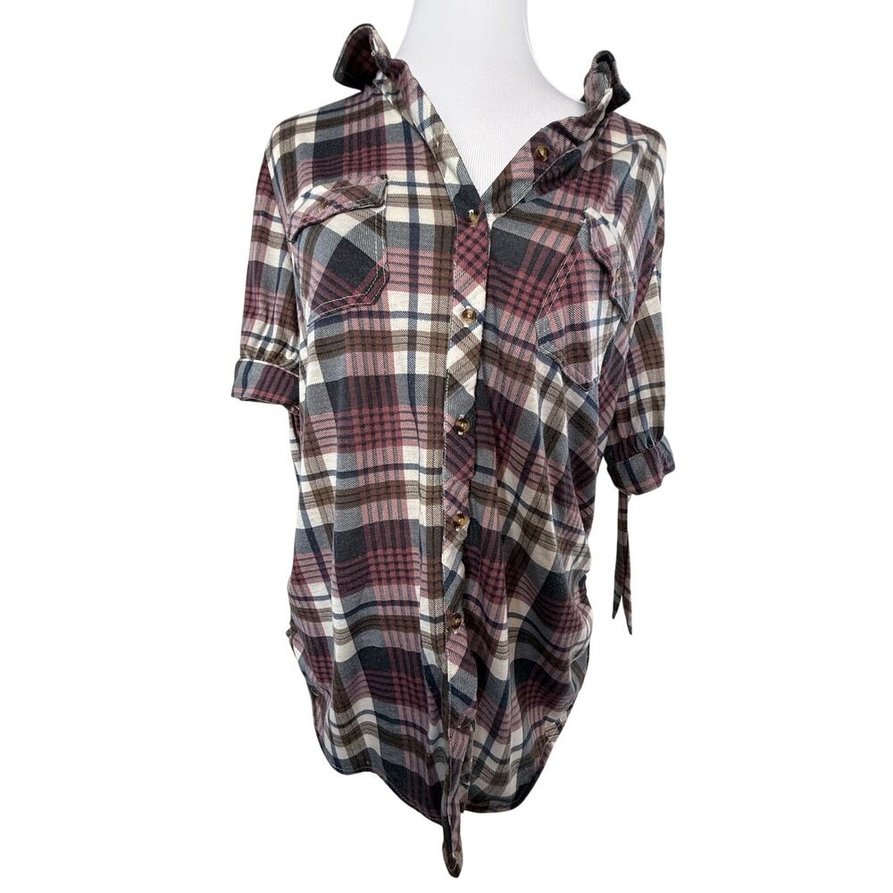 SKU3094 Eden & Olivia Women's Maternity Size XL Plaid Button-Up Shirt